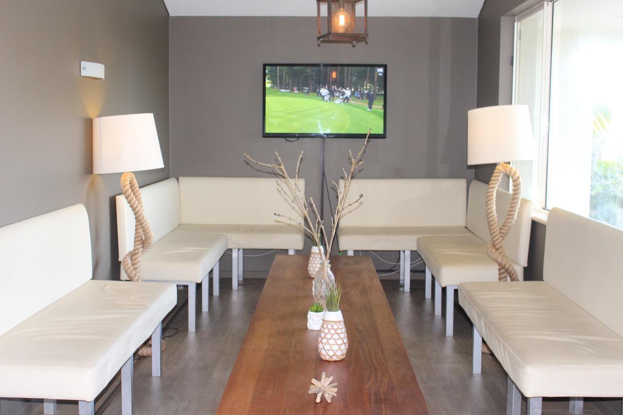 Aqualuna Apartments Sapphire Beach Dış mekan fotoğraf